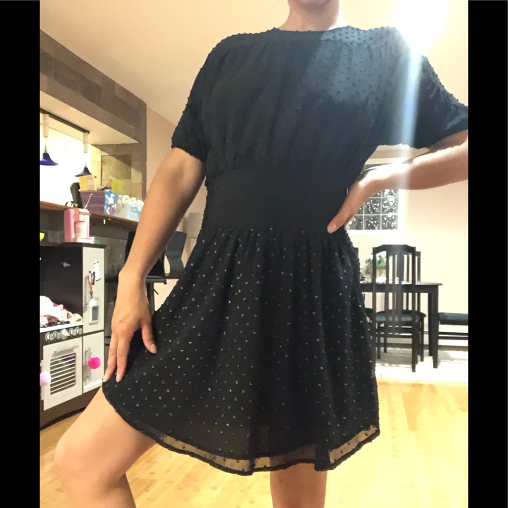 Black Dress - Picture 7 of 9